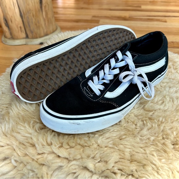 Vans Old Skool skate shoes size 7.5 - Picture 3 of 8